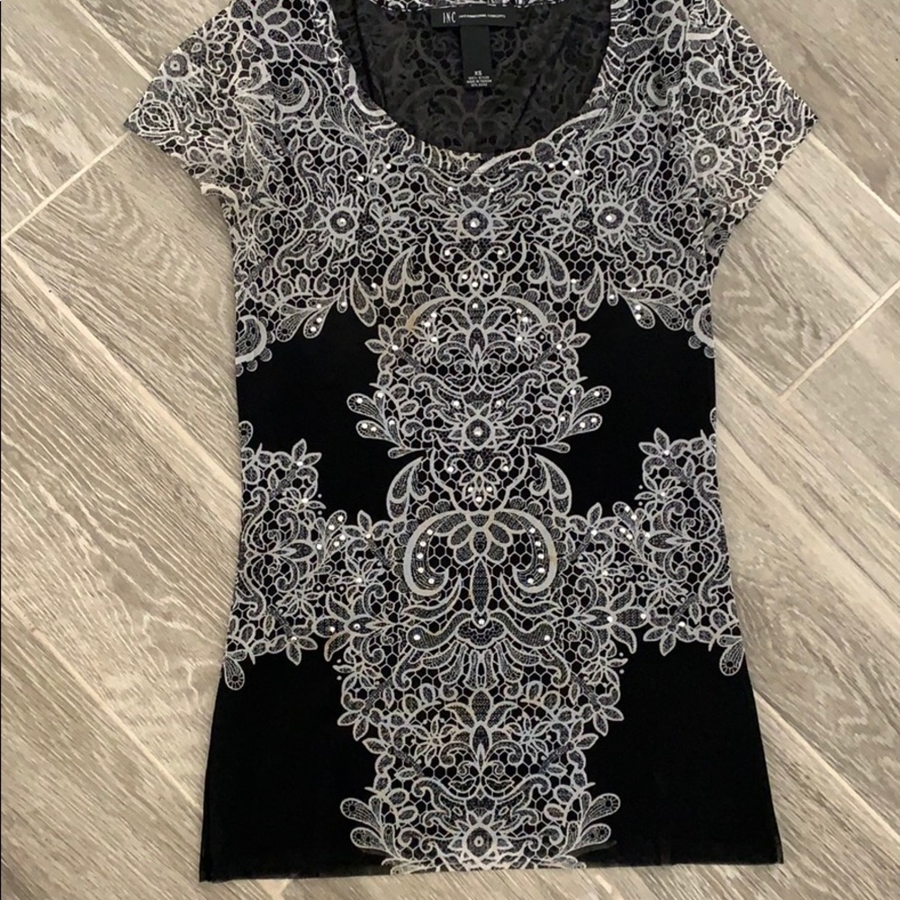 Black and white shirt with sequin detail